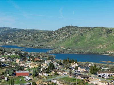 42614 Cabin Dr, Lake Hughes, CA, 93532