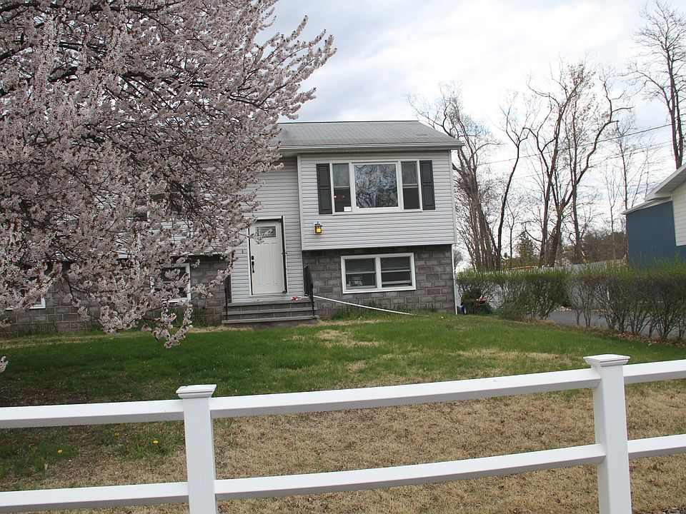 fenced-in front yard