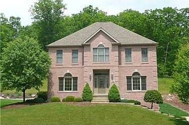 2nd image of 140 Oakview Dr