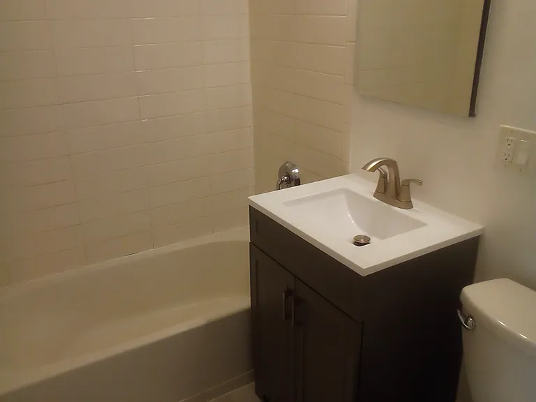 2nd Bathroom