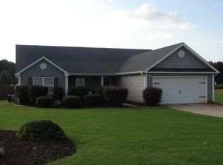 502 Hemlock Dr, Winder, GA 30680