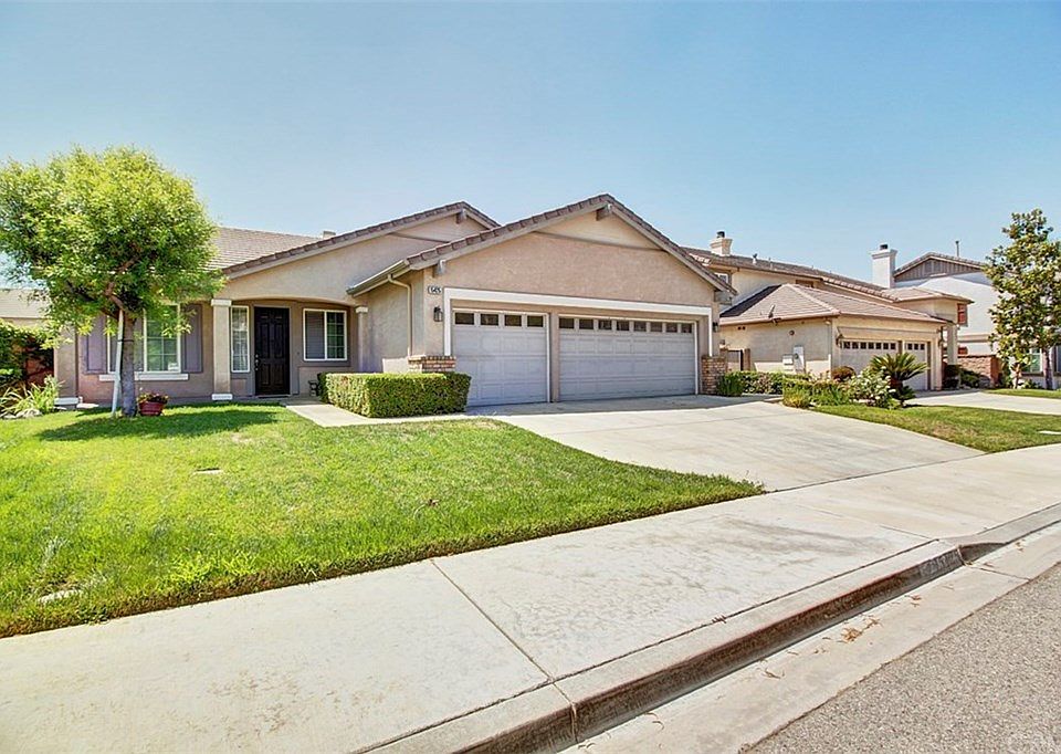 1st image of 15425 Jeanette Dr