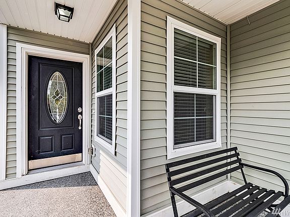 3rd image of 7906 87th Ave NE
