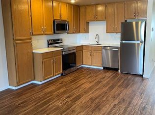 1201 N 143rd St APT 3, Seattle, WA 98133