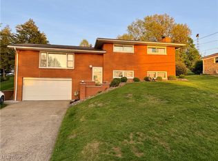 101 Orchard Dr, Saint Clairsville, OH 43950