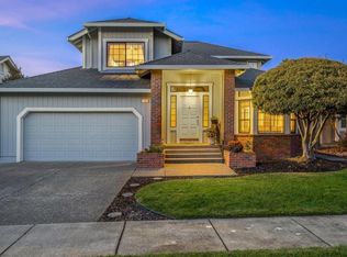 1869 Amy Ave, Santa Rosa, CA 95401