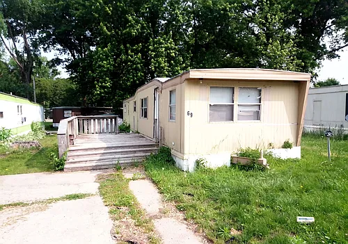 502 Beech St Photo 1