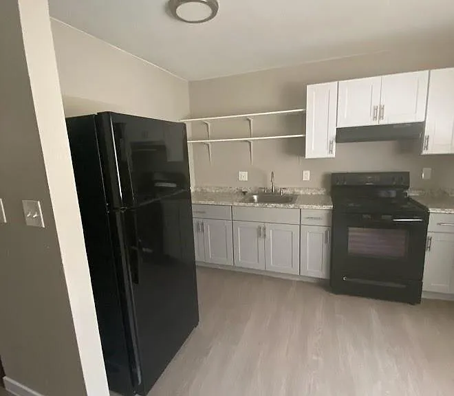 1435 Kingston St #1 — Photo 1