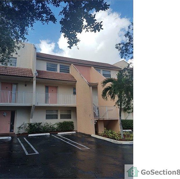 1st image of 3750 NW 115th Ave APT 6