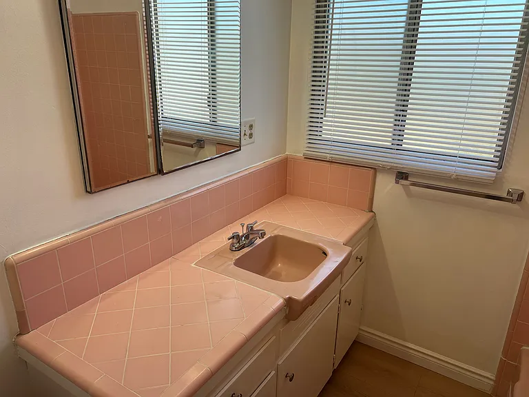235 Grand Ave #6 — Photo 16