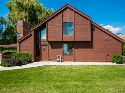 20 N White Barn Dr, Pleasant View, UT, 84414