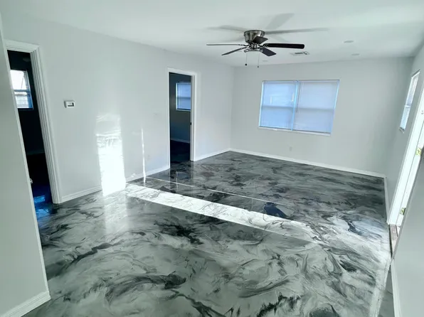 6801 67th St N Unit 1, Pinellas Park, FL 33781