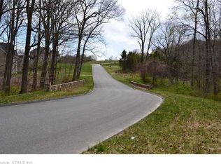 280 Westenhook Ter, Southbury, CT 06488
