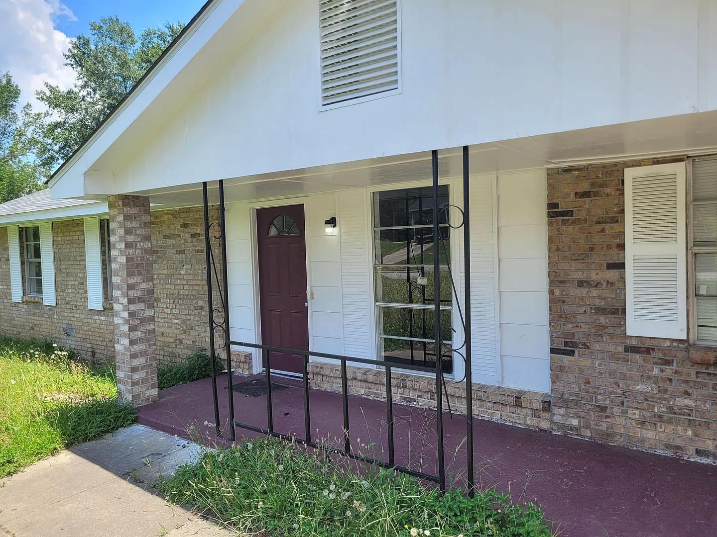 1818 Westpark Dr photo 1