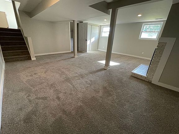 5th image of 8114 10th St W