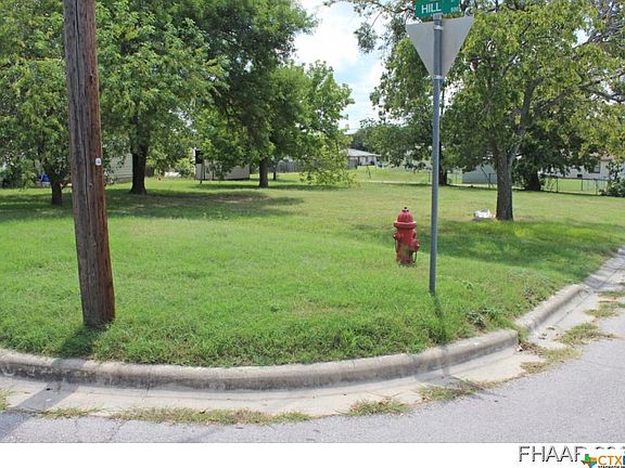 4th image of 606 N 9th St