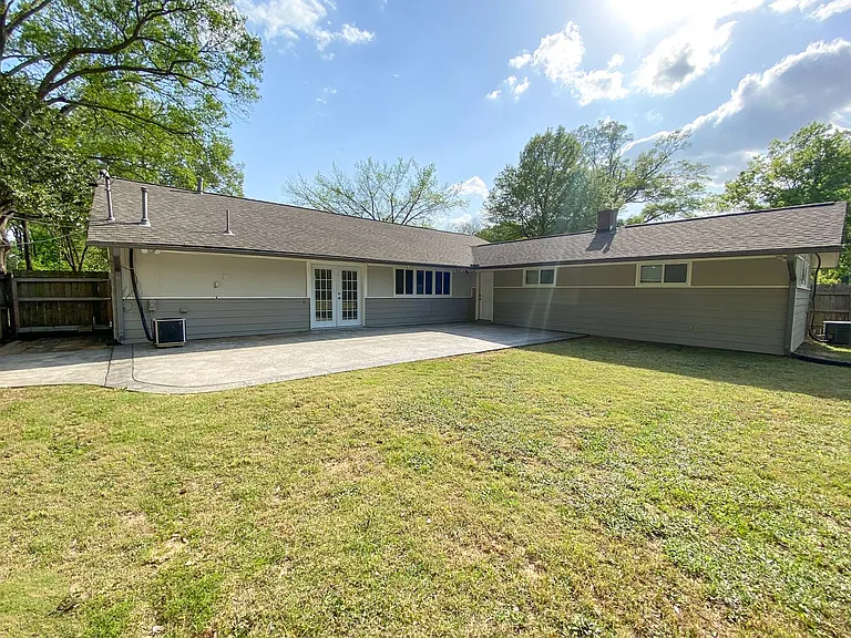4152 Rhodes Ave — Photo 22
