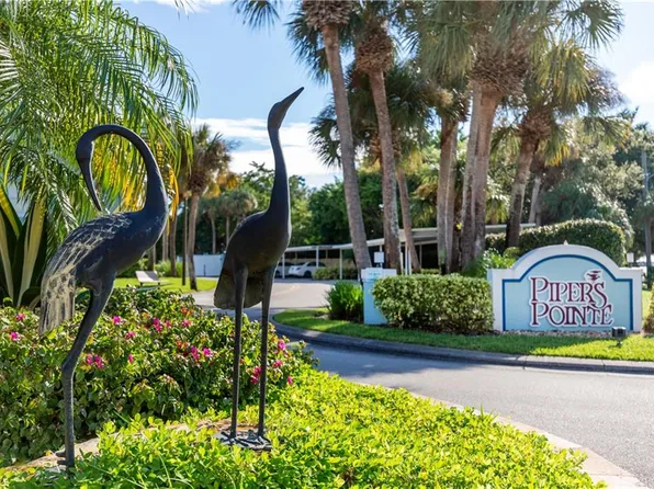 137 Wading Bird CIR #F101, NAPLES, FL 34110