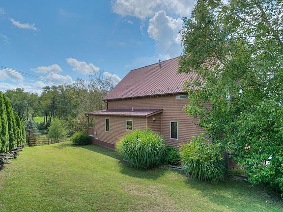 4th image of 717 Givens Ln