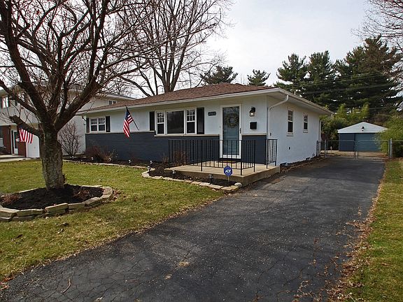 3rd image of 5711 Crawford Dr