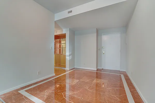 Rented by PocketBroker Inc | media 34