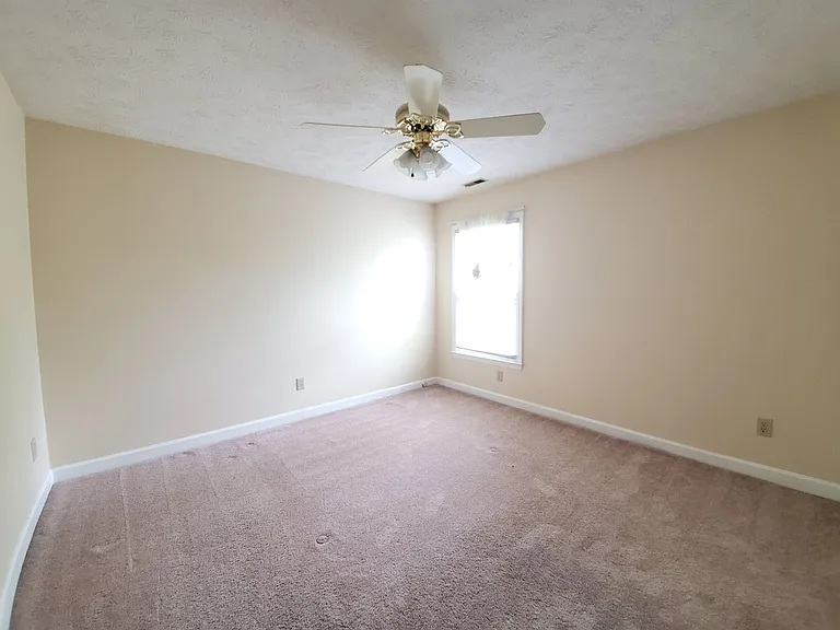 3508 Gowan Ln — Photo 11