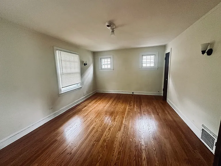 44 N Spring Ave #HOME — Photo 9