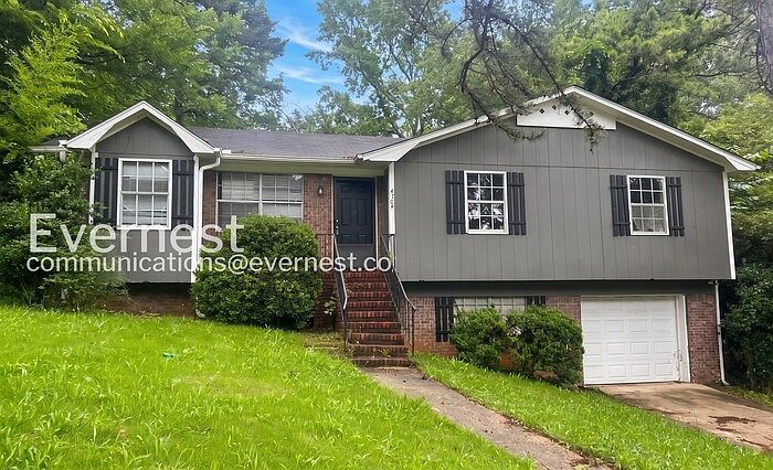 1st image of 420 20th Ct NE