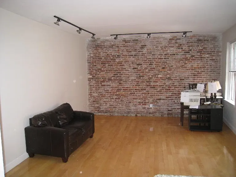 68 Phillips St #5 — Photo 21