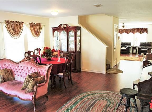 4th image of 2431 Castle Pines Dr