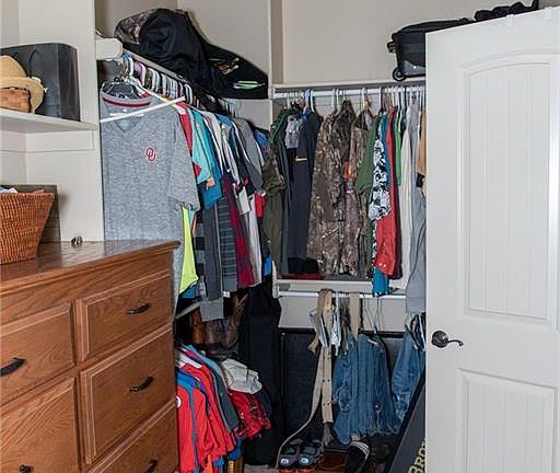 5th image of 2601 Scarlet Oak Ct