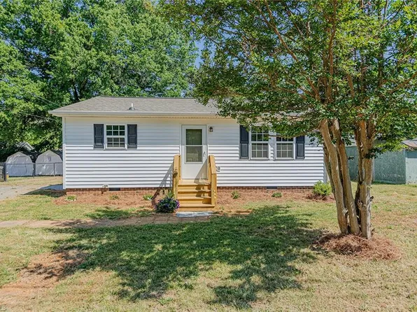 830 Stockard St, Burlington, NC 27217