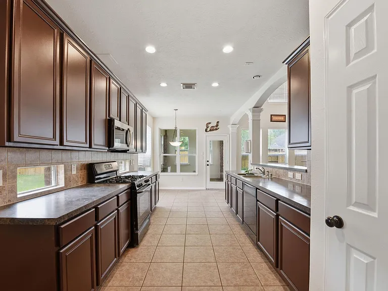 7519 Chathan Glen Ln — Photo 13