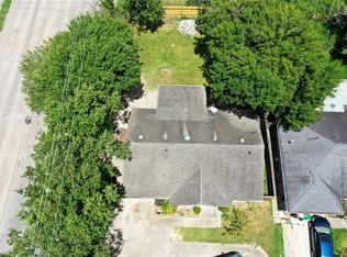 11122 Stroud Dr, Houston, TX 77072