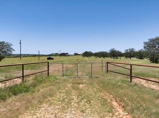 362 Jacoby Ln, Hext, TX 76848