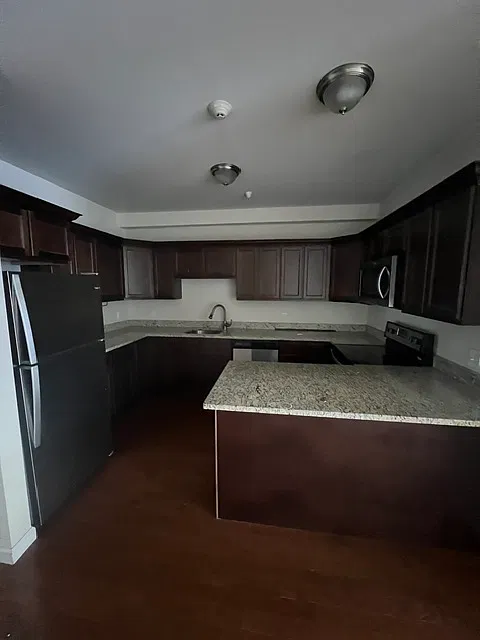 40 - 48 South Pearl Street - 301 — Photo 1