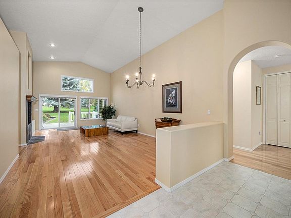 5th image of 24209 E Olive Ln