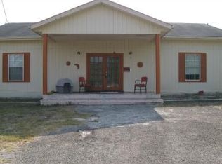 126 Carmel Dr, Sandia, TX 78383