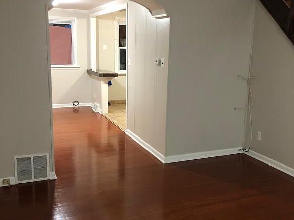 2nd image of 5925 Summerdale Ave