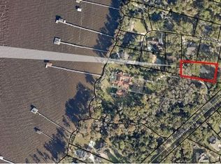296 Saint Johns River Place Ln, Saint Johns, FL 32259