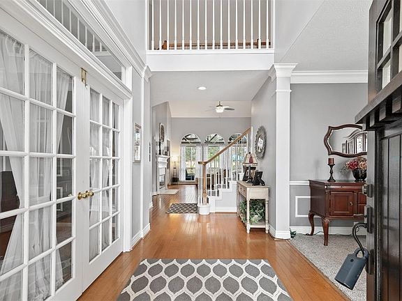 The entry is light and bright!