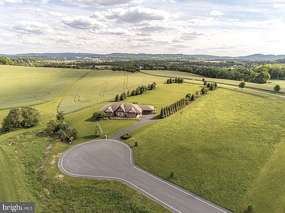 5th image of 30 Andes Ln