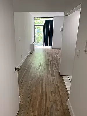 Rented by Mallory Management Corp | media 5