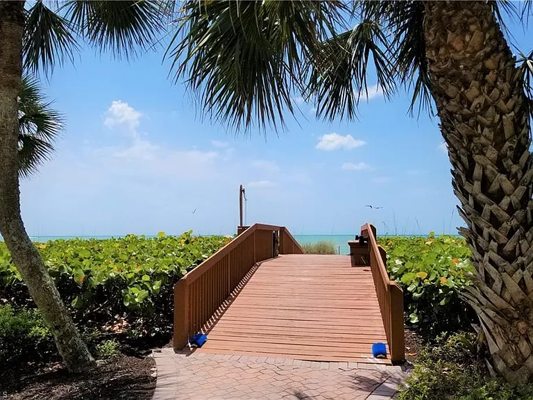 10475 Gulf Shore Dr #165 — Photo 39