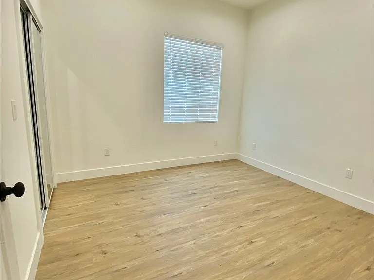8821 Delco Ave — Photo 11