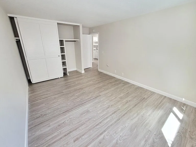 135 Acalanes Dr #7 — Photo 6