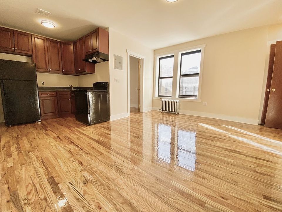 1st image of 2111 Beekman Pl APT 5E