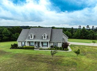 369 Greystone Ln, Russellville, AR 72802