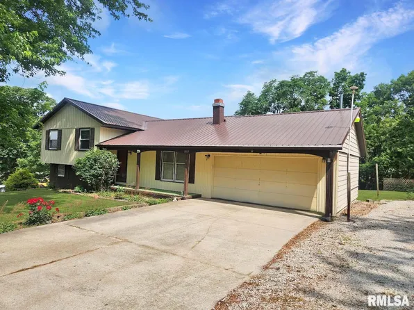 1003 Tonti Rd, Toulon, IL 61483