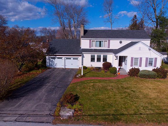 2nd image of 104 North Gate Road